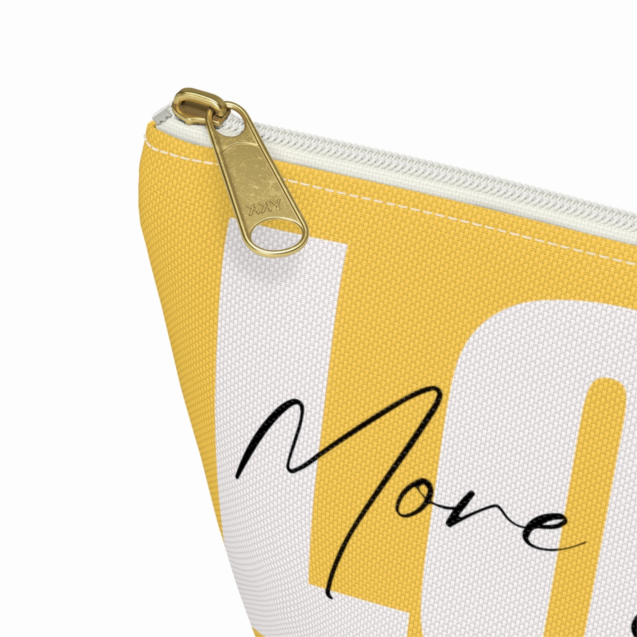 ♡ MORE SELF LOVE :: MakeUp Travel Bag