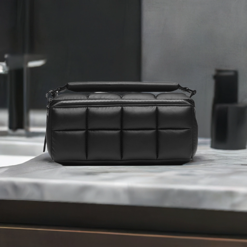 Black Makeup Bag - Luxury Designer Cosmetic Case - The HOMEE