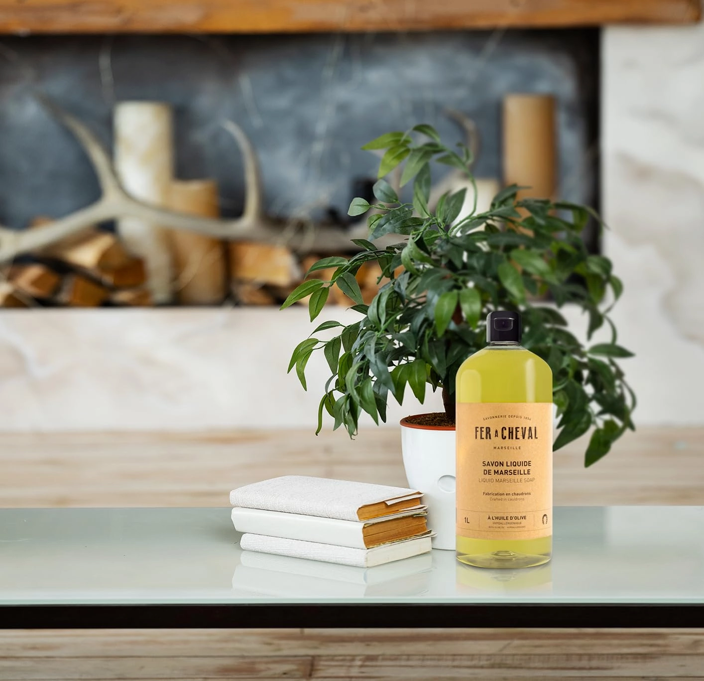 Fer à Cheval Olive Oil Marseille Liquid Soap 1L/33.81 fl oz - Hypoallergenic, Natural Ingredients, Eco-Friendly Body & Hand Wash