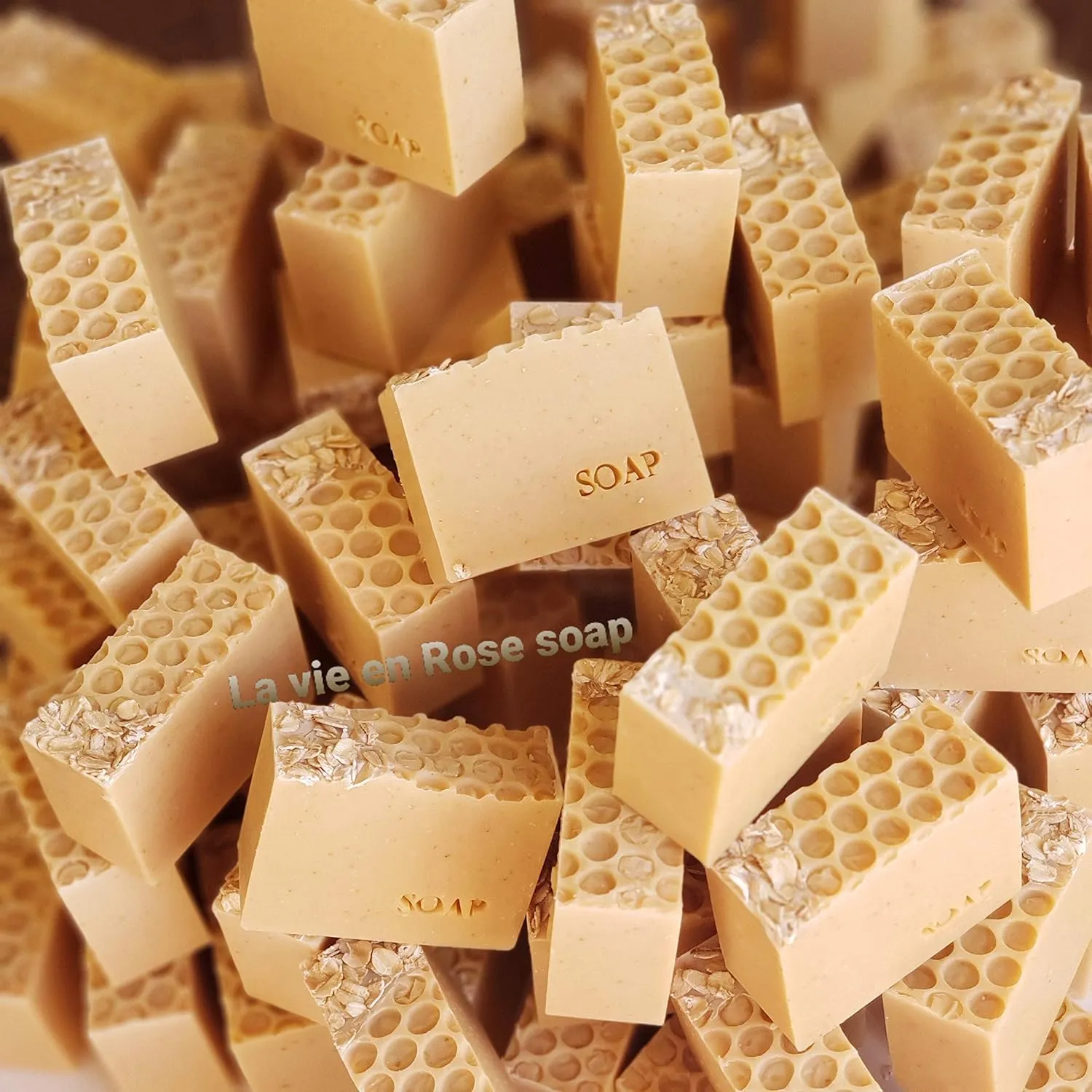 Goat Milk Soap Bars with Oatmeal & Raw Organic Honey For All Skin Types. Natural Face, Hand & Body Soap. Handmade In USA. (4 BARS with 4.8-5.3 oz EACH)