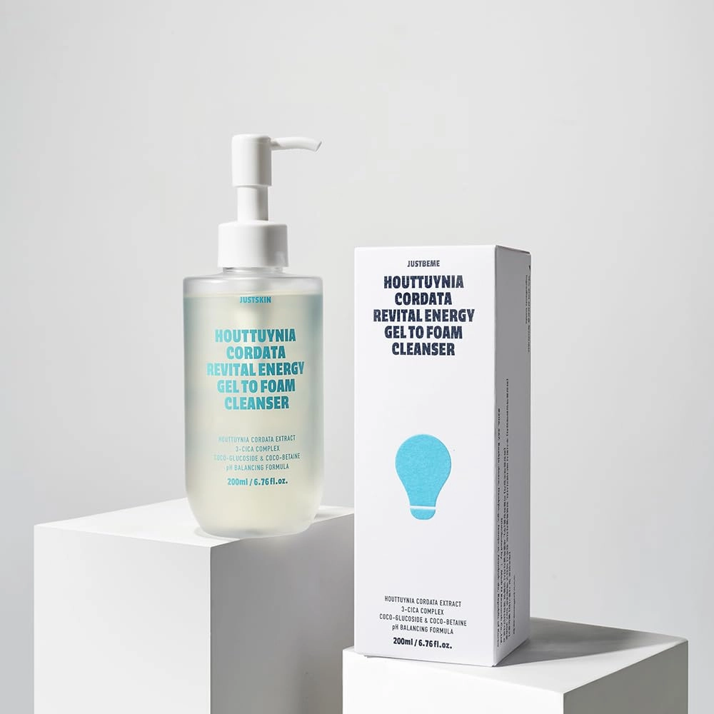 Houttuynia Cordata Revital Energy Gel To Foam Cleanser/Cleanser for Face, Makeup Blackhead Remover, Korean Skin Care (200ml / 6.76 fl oz)
