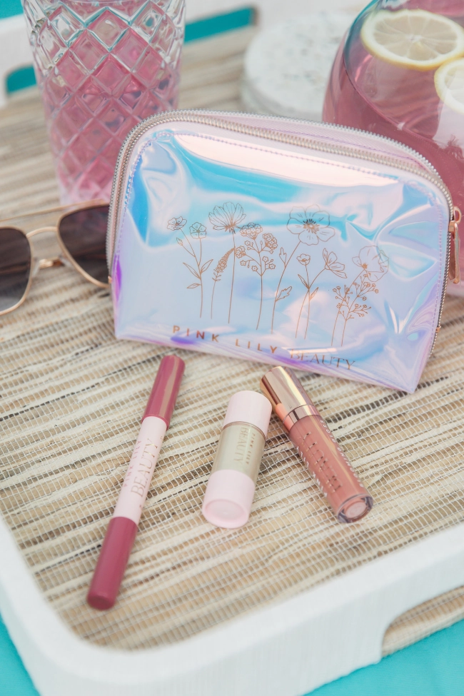 Let Your Confidence Bloom Beauty Bag Iridescent FINAL SALE