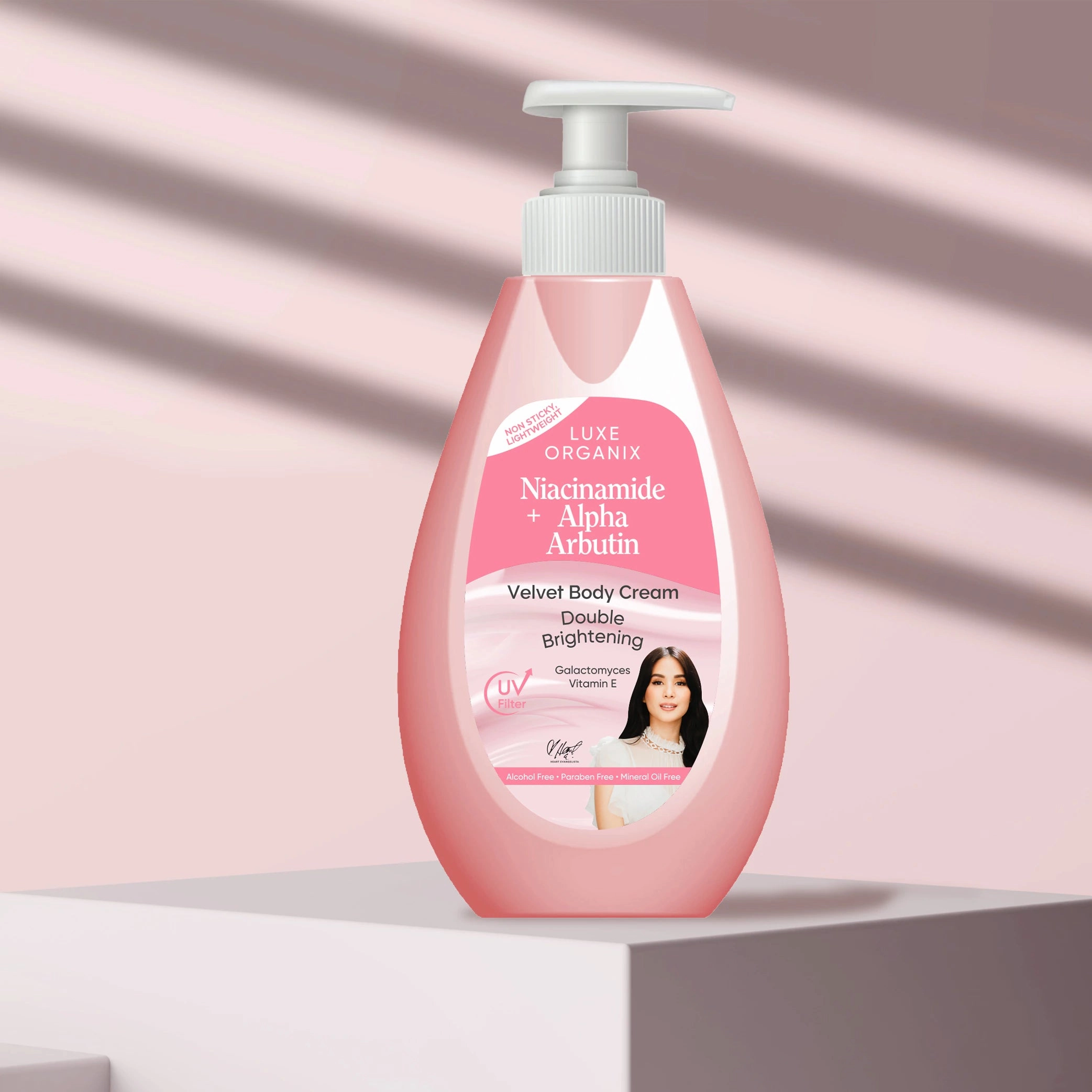 Luxe Organix Niacinamide   Alpha Arbutin Velvet Body Lotion 400mL