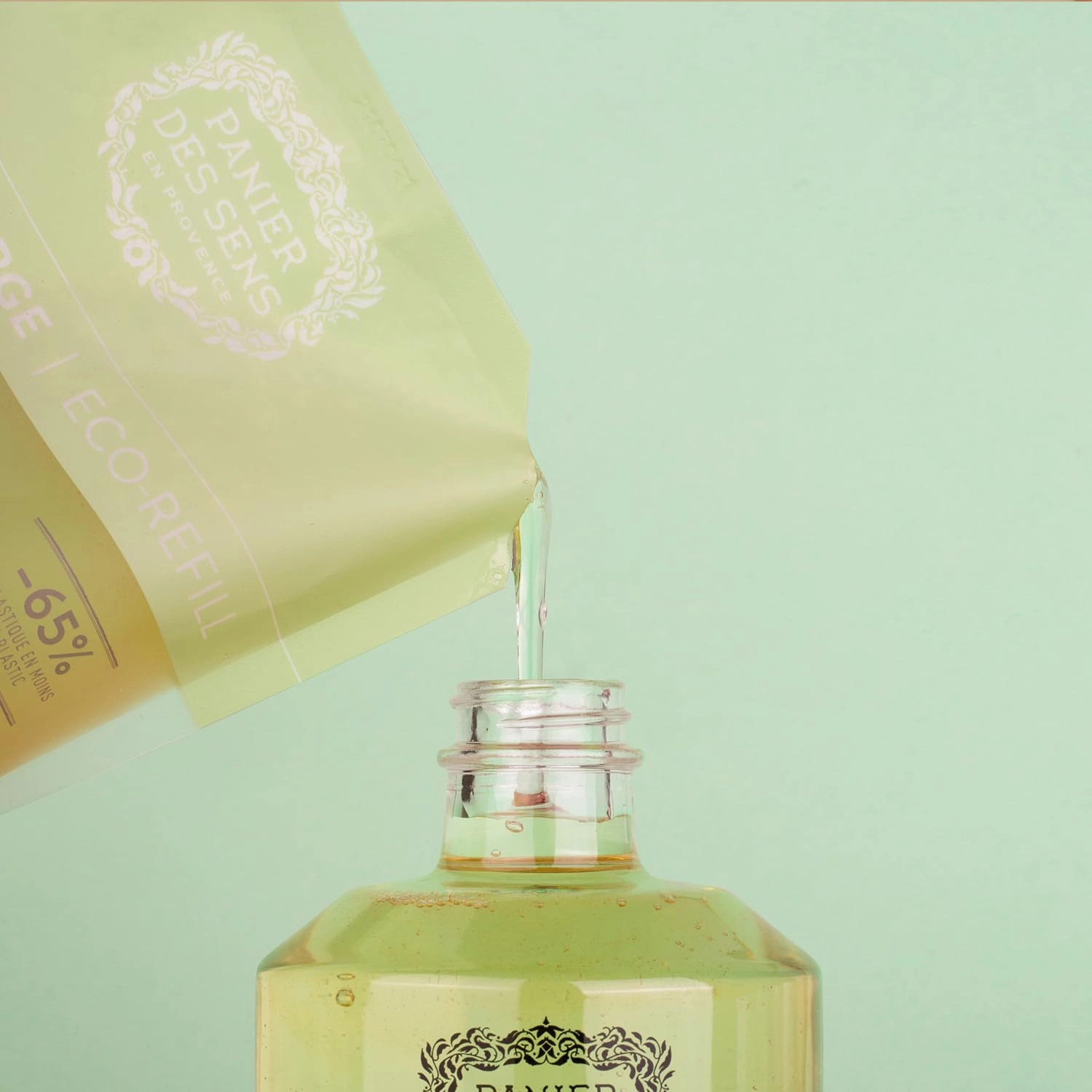 Panier des Sens - Liquid Hand Soap Refills - Verbena Foaming Hand Soap Refill - French Moisturizing Hand Wash with Coconut Oil - Kitchen & Bathroom Hand Soap - Soft Soap Refill 97% Natural - 34 Fl.oz